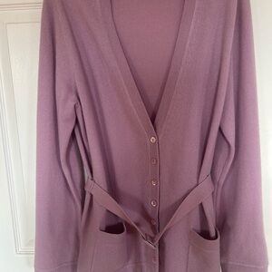 Cashmere Jones New York Sweater. Very elegant. Pit to pit 21